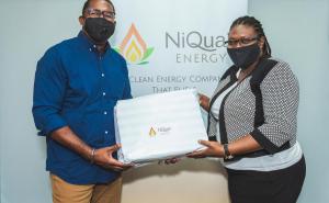 NiQuan Donates Laptops For Online Learning